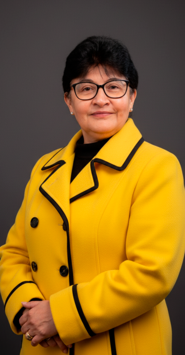 Directora de la Carrera de Psicologia, Virna Rivero Herrera